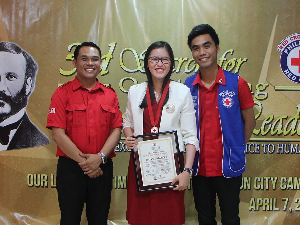 GiveLife president awarded as one of 10 Gawad Kabataang Dunant Outstanding Youth Humanitarian Leaders by Philippine Red Cross RCY